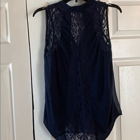 Top - Picture 3 of 4